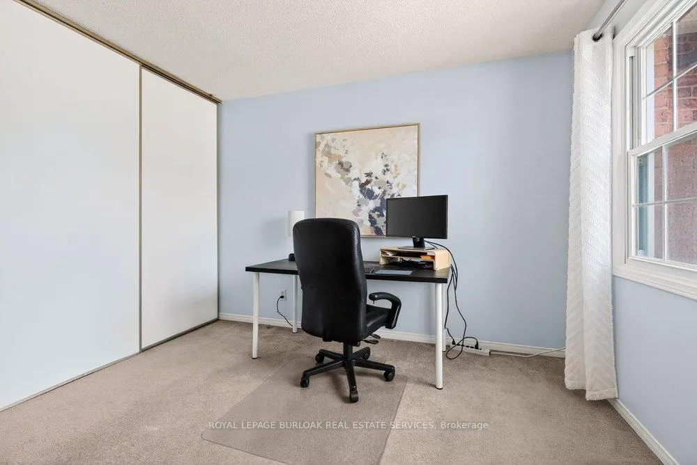 Photo 25 of Unit 29, 2004 Glenada Crescent, Oakville, Wedgewood Creek — HOMEH