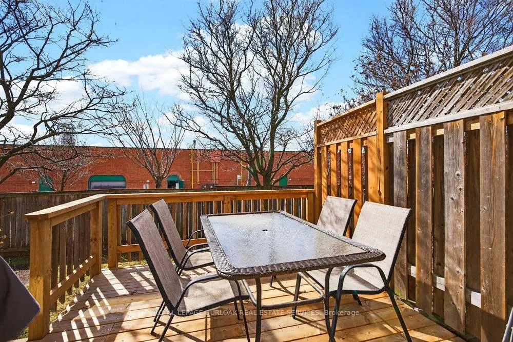 Photo 38 of Unit 29, 2004 Glenada Crescent, Oakville, Wedgewood Creek — HOMEH