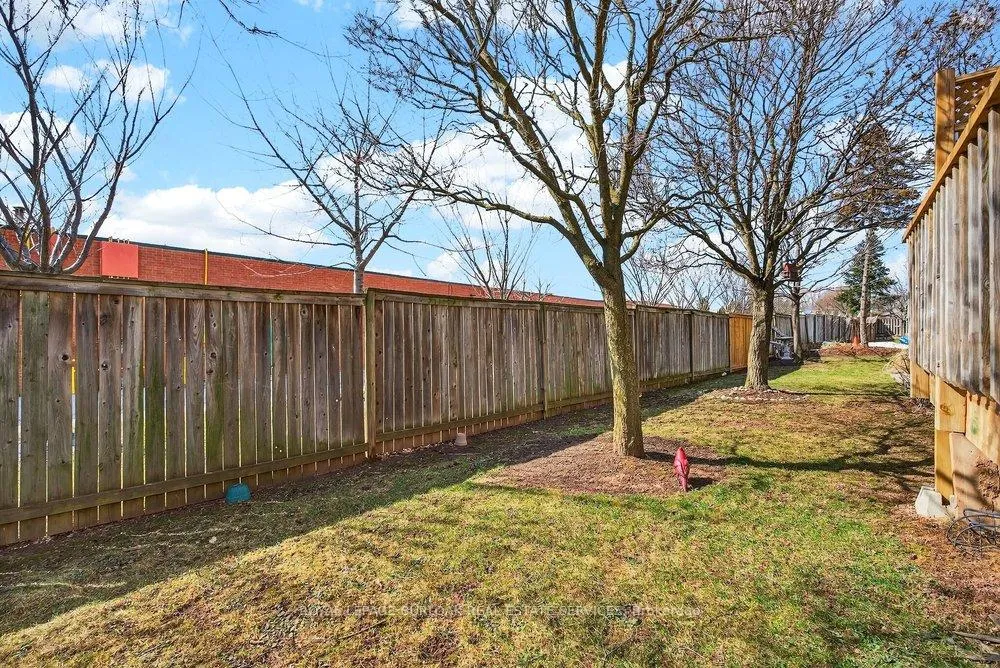 Photo 39 of Unit 29, 2004 Glenada Crescent, Oakville, Wedgewood Creek — HOMEH
