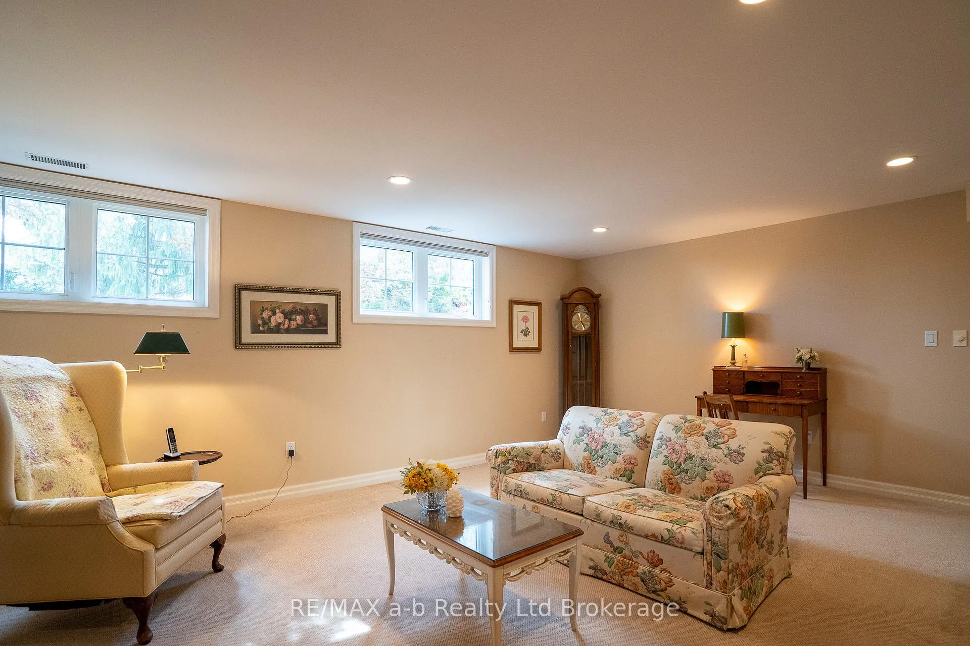 Photo 20 of 15 Otterview Drive, Norwich, Otterville — HOMEH
