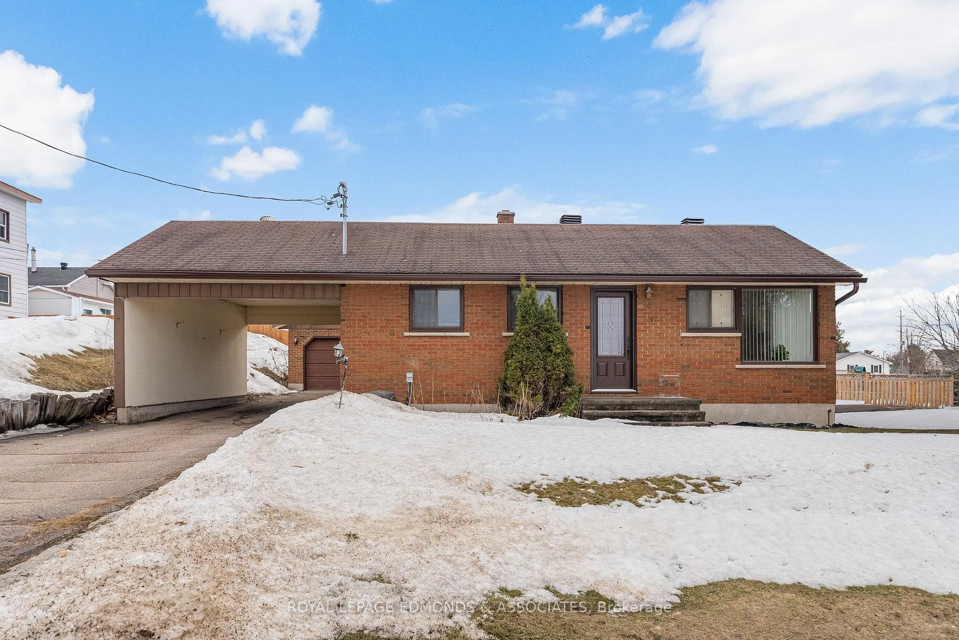 Photo 4 of 90 Deacon Street, Pembroke — HOMEH