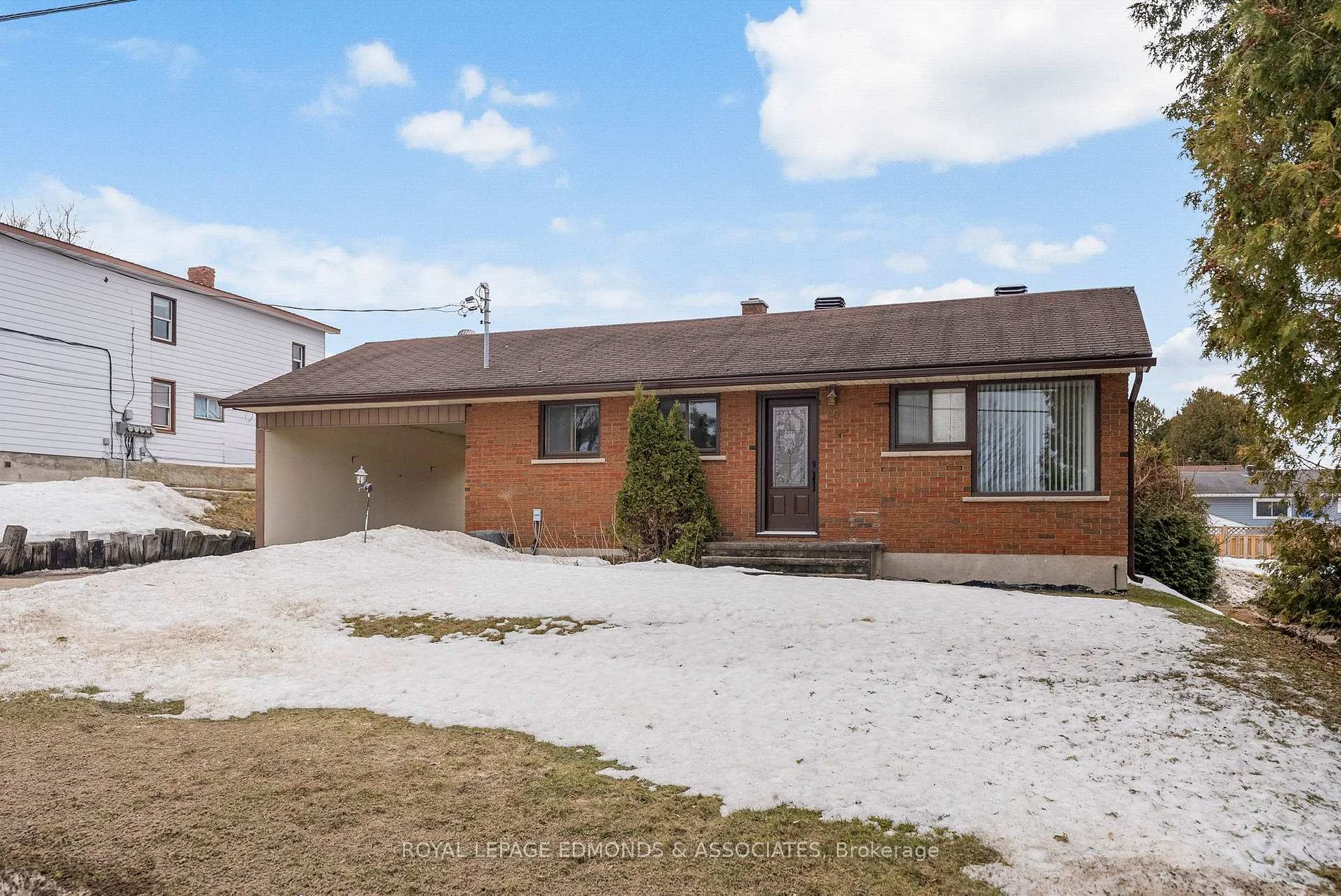 Photo 5 of 90 Deacon Street, Pembroke — HOMEH