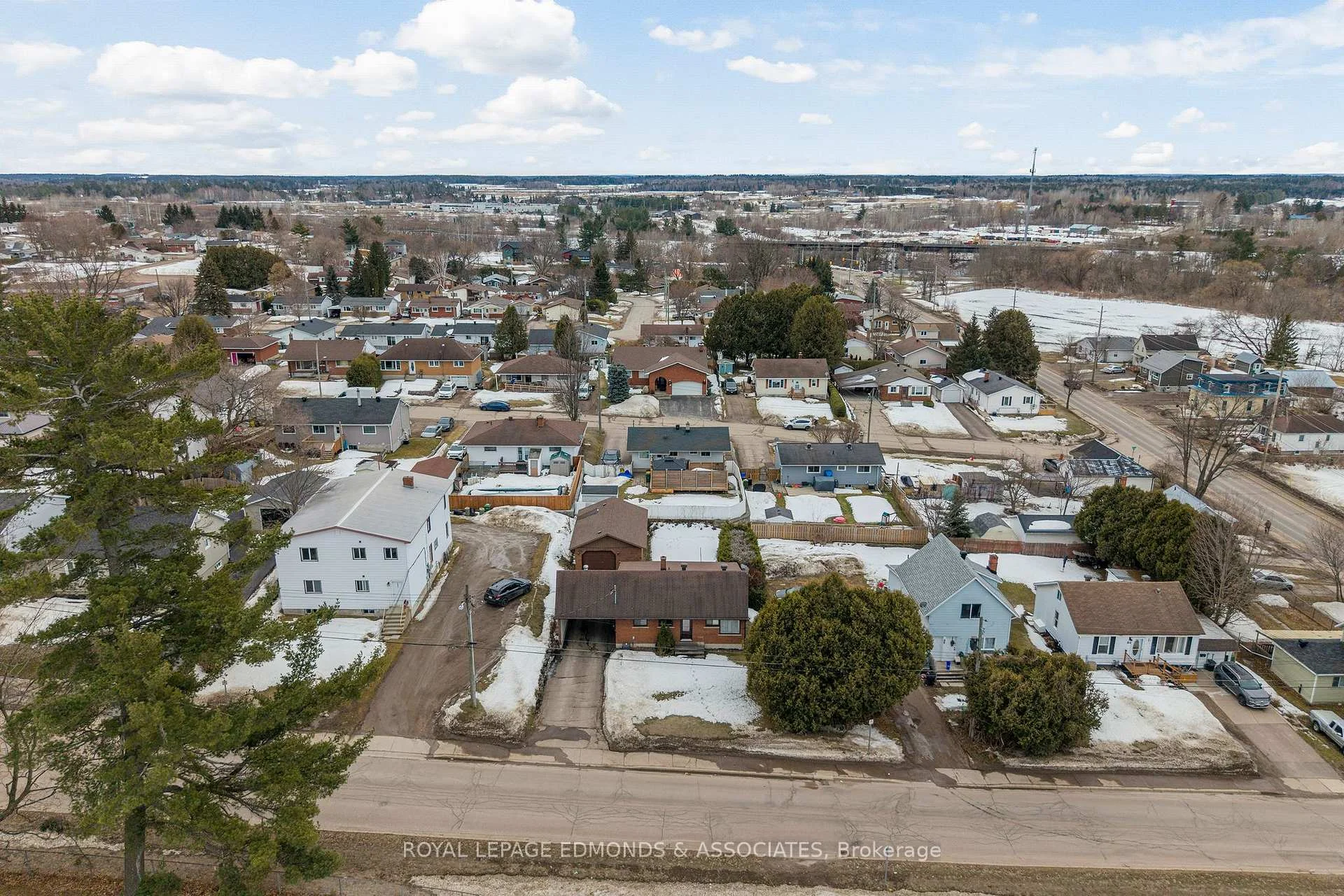 Photo 9 of 90 Deacon Street, Pembroke — HOMEH