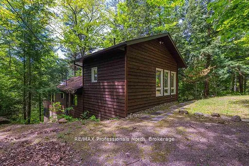 Photo 3 of 1023 Maiden Trail, Minden Hills, Lutterworth — HOMEH