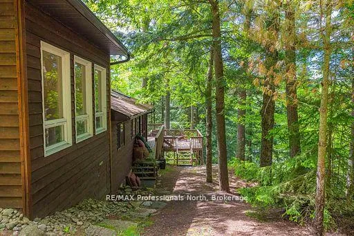 Photo 4 of 1023 Maiden Trail, Minden Hills, Lutterworth — HOMEH
