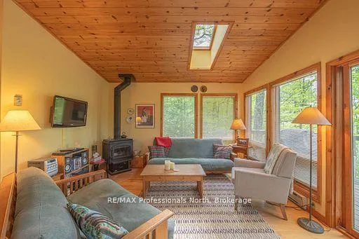 Photo 11 of 1023 Maiden Trail, Minden Hills, Lutterworth — HOMEH