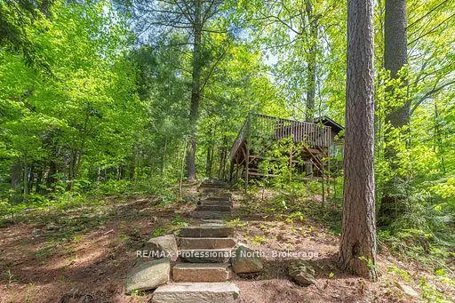 Photo 29 of 1023 Maiden Trail, Minden Hills, Lutterworth — HOMEH