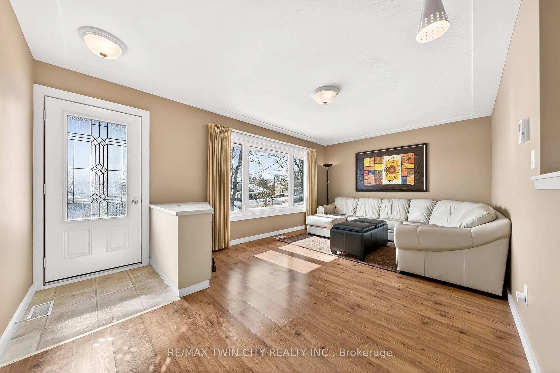 Photo 6 of 1297 Queens Bush Road, Wellesley — HOMEH