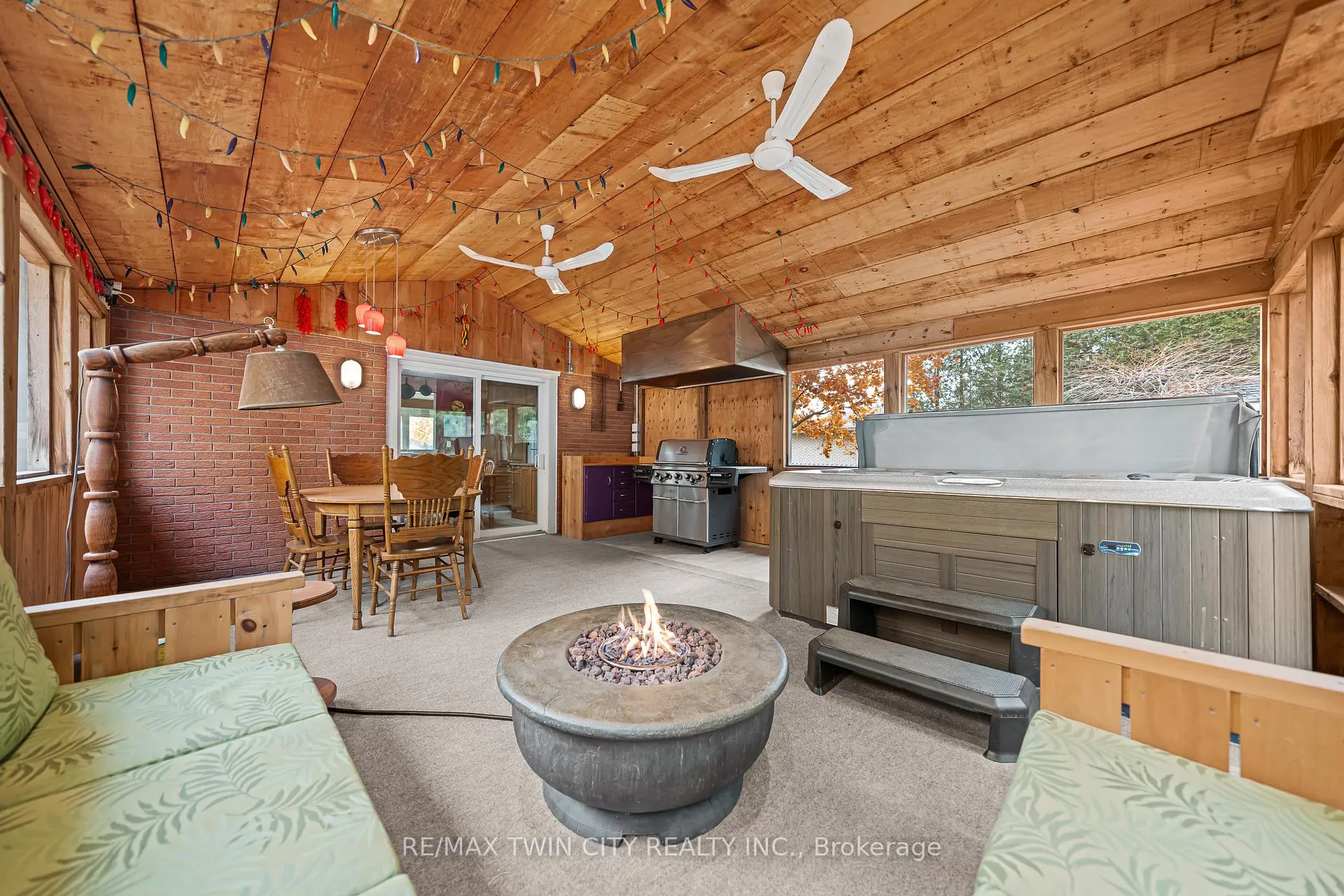 Photo 20 of 1297 Queens Bush Road, Wellesley — HOMEH