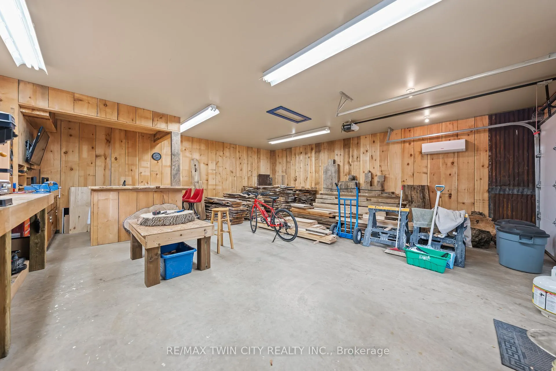 Photo 37 of 1297 Queens Bush Road, Wellesley — HOMEH