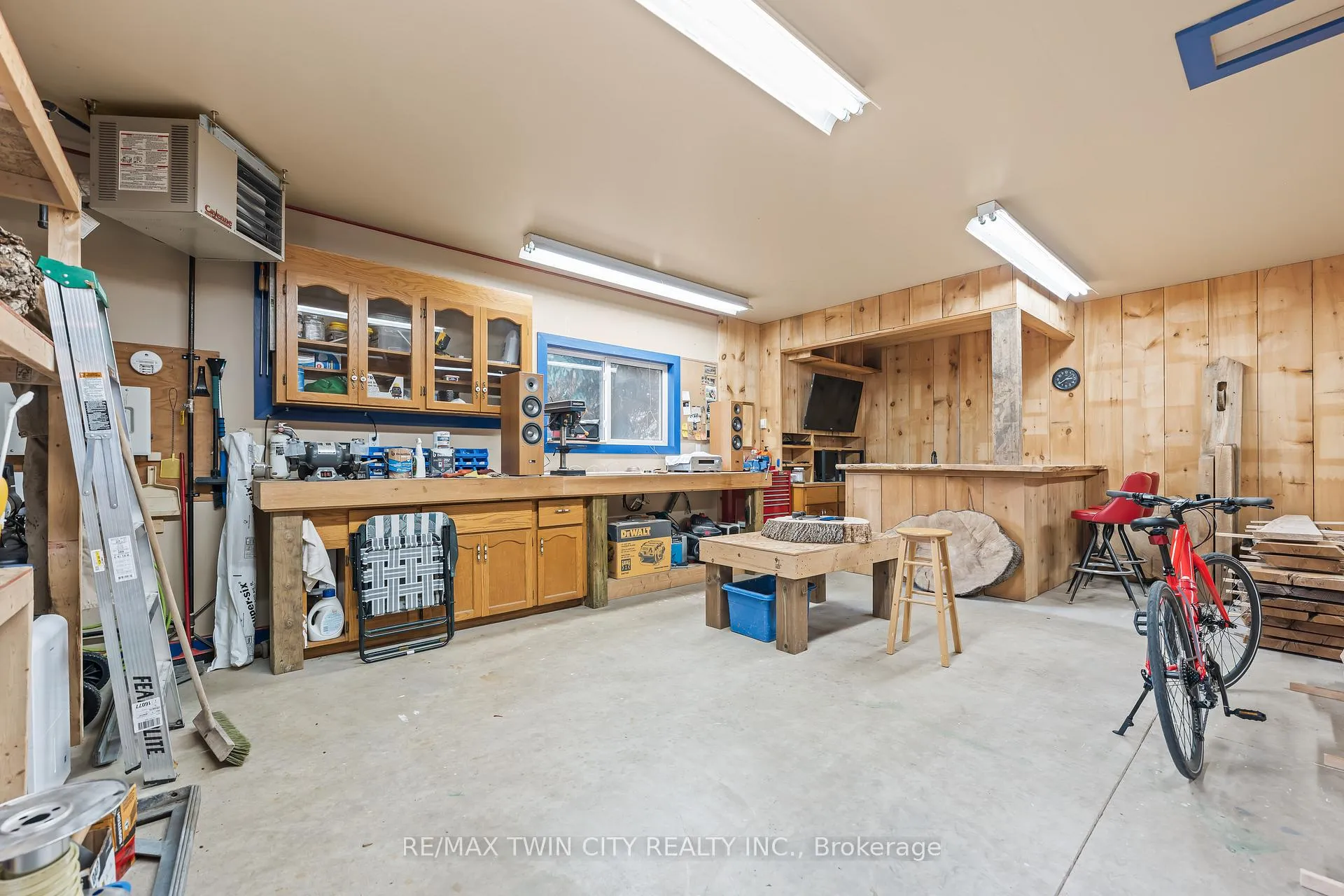 Photo 39 of 1297 Queens Bush Road, Wellesley — HOMEH