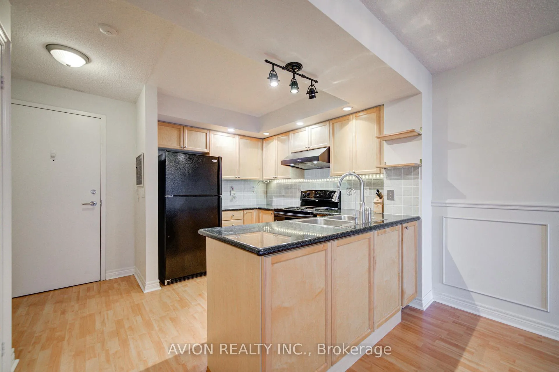 Photo 5 of Unit 631, 33 Cox Boulevard, Markham, Unionville — HOMEH