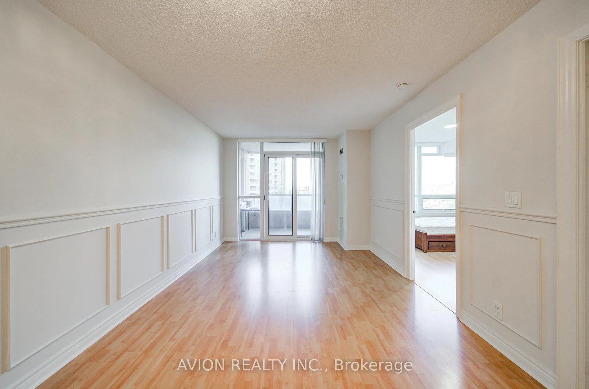 Photo 7 of Unit 631, 33 Cox Boulevard, Markham, Unionville — HOMEH