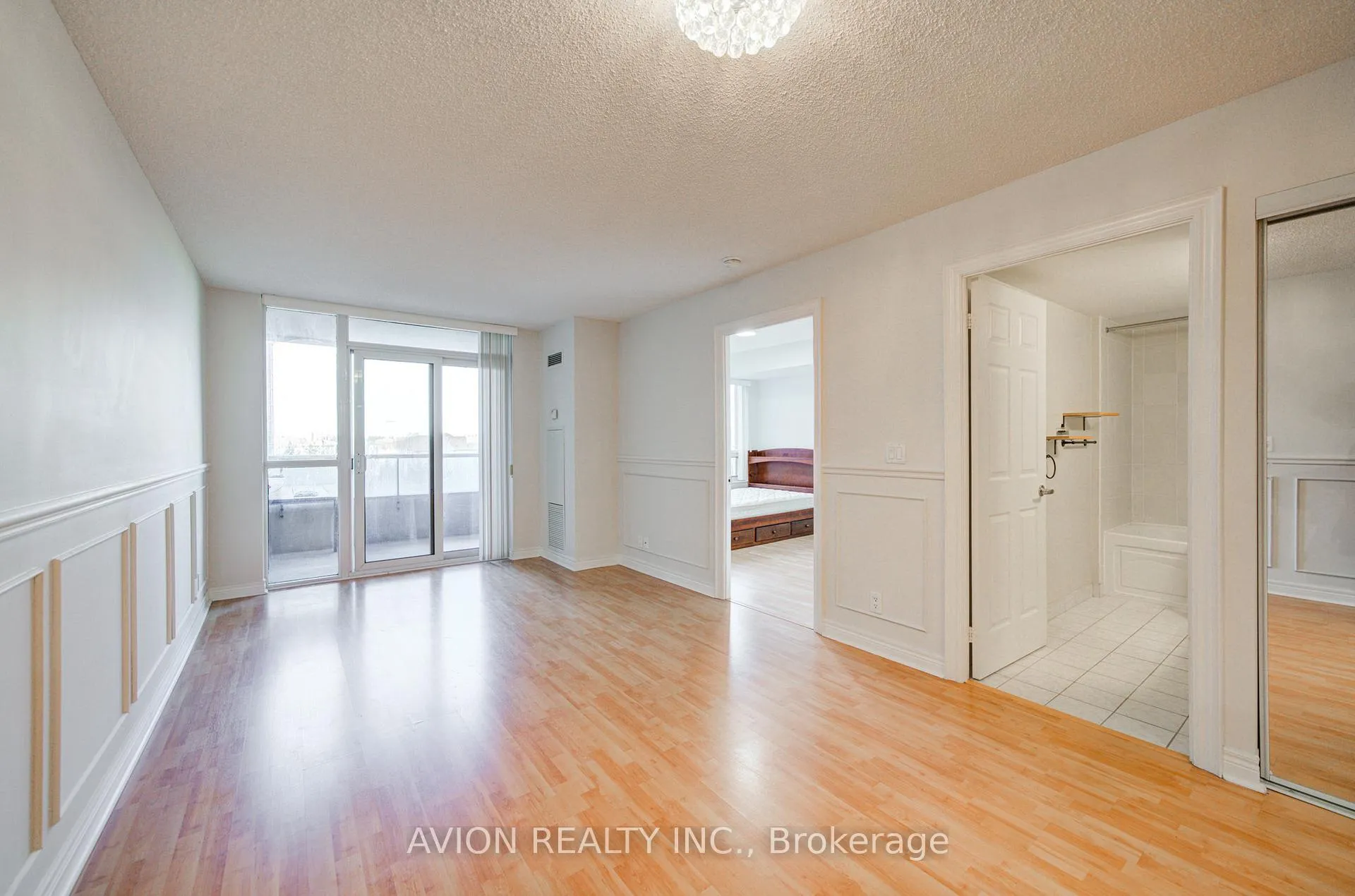 Photo 9 of Unit 631, 33 Cox Boulevard, Markham, Unionville — HOMEH