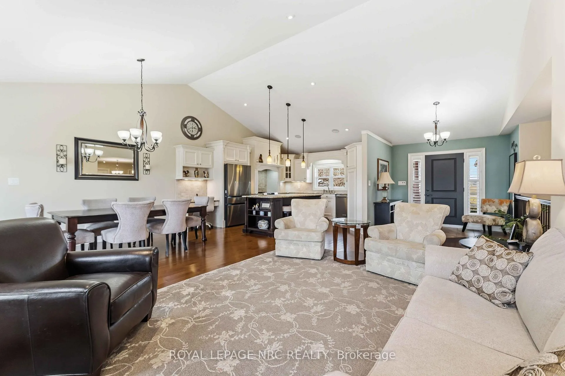 Photo 9 of 2773 Centre Street, Pelham, North Pelham — HOMEH