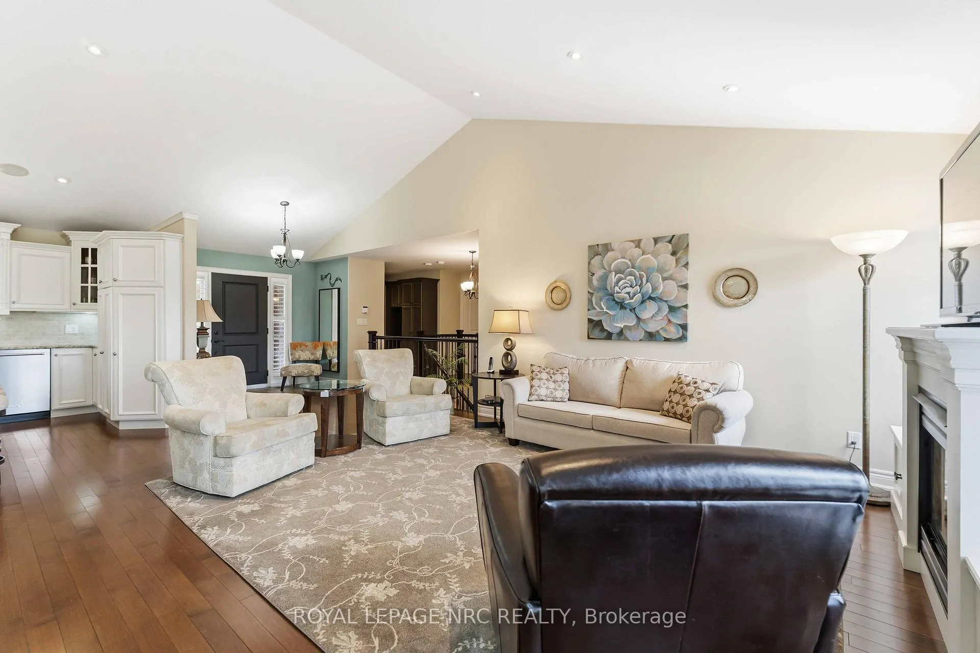 Photo 10 of 2773 Centre Street, Pelham, North Pelham — HOMEH