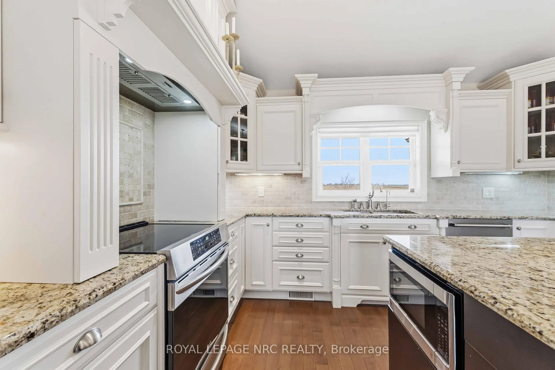 Photo 14 of 2773 Centre Street, Pelham, North Pelham — HOMEH