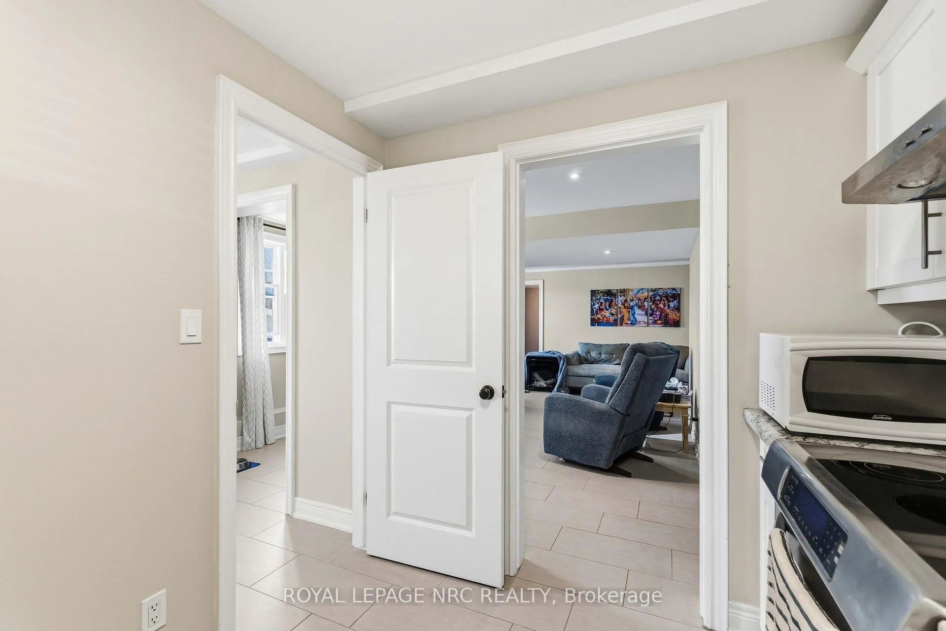 Photo 35 of 2773 Centre Street, Pelham, North Pelham — HOMEH