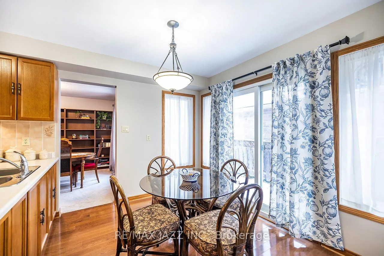 Photo 15 of 81 Burgby Avenue, Brampton, Northwood Park — HOMEH