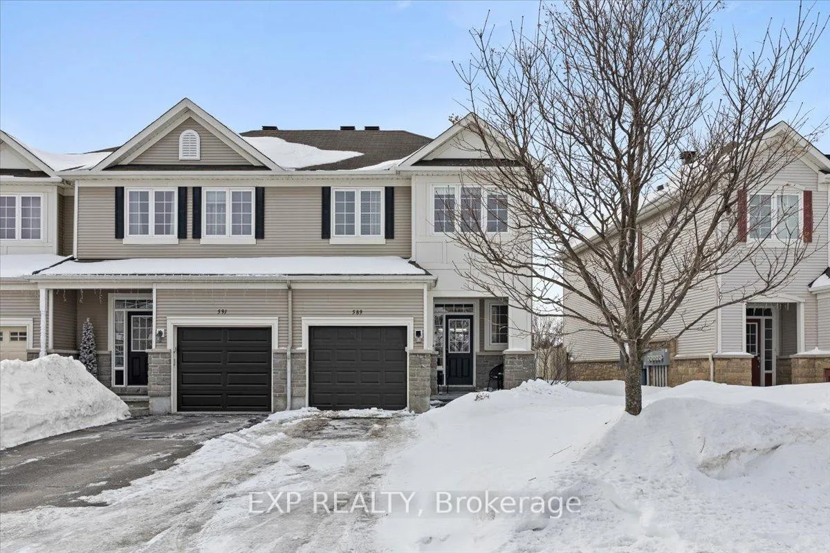 Photo 2 of 589 Pepperville Crescent, Ottawa, Kanata - Emerald Meadows/Trailwest — HOMEH
