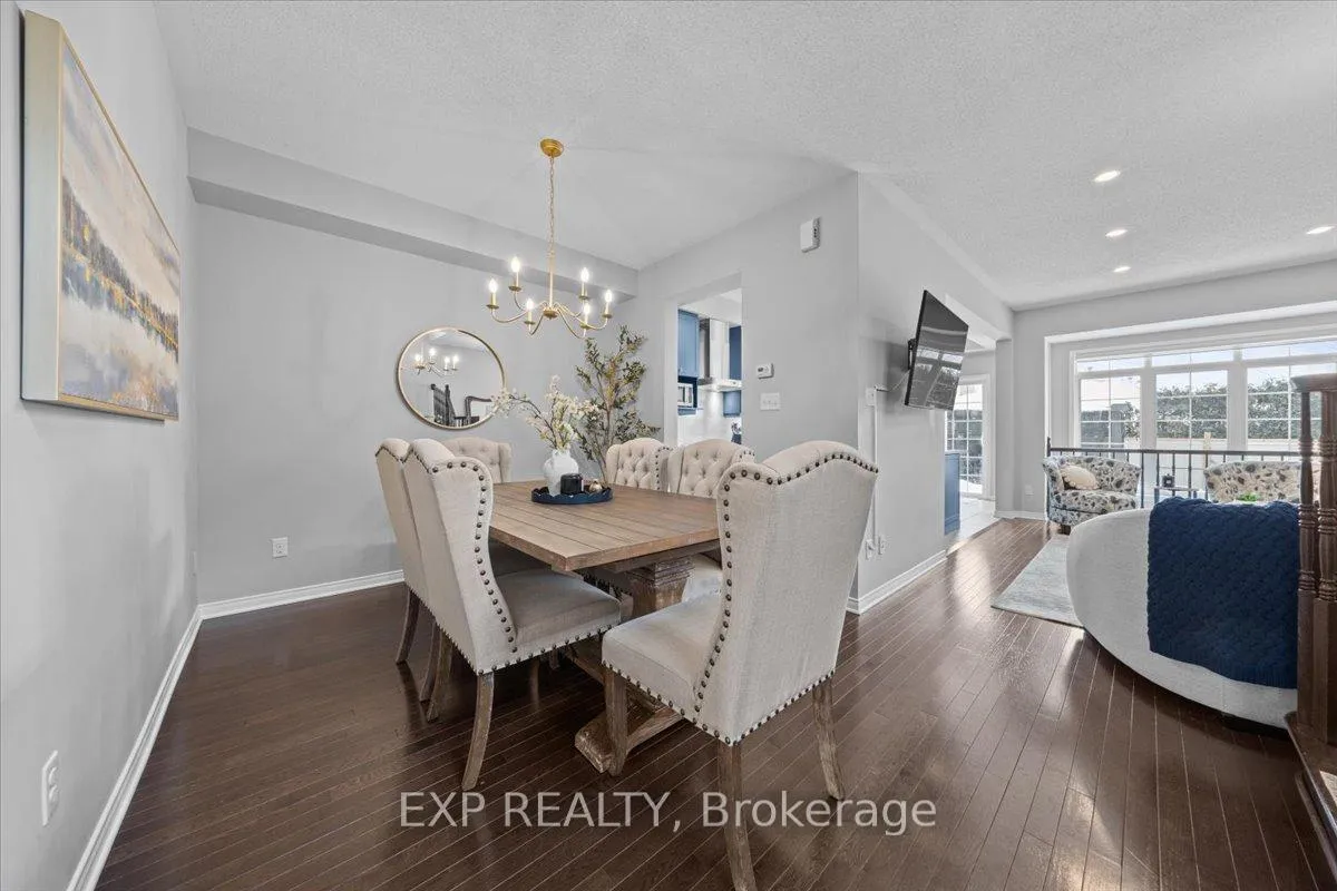 Photo 7 of 589 Pepperville Crescent, Ottawa, Kanata - Emerald Meadows/Trailwest — HOMEH