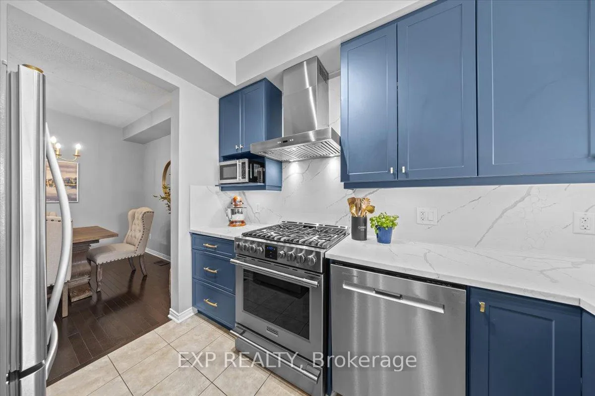 Photo 17 of 589 Pepperville Crescent, Ottawa, Kanata - Emerald Meadows/Trailwest — HOMEH