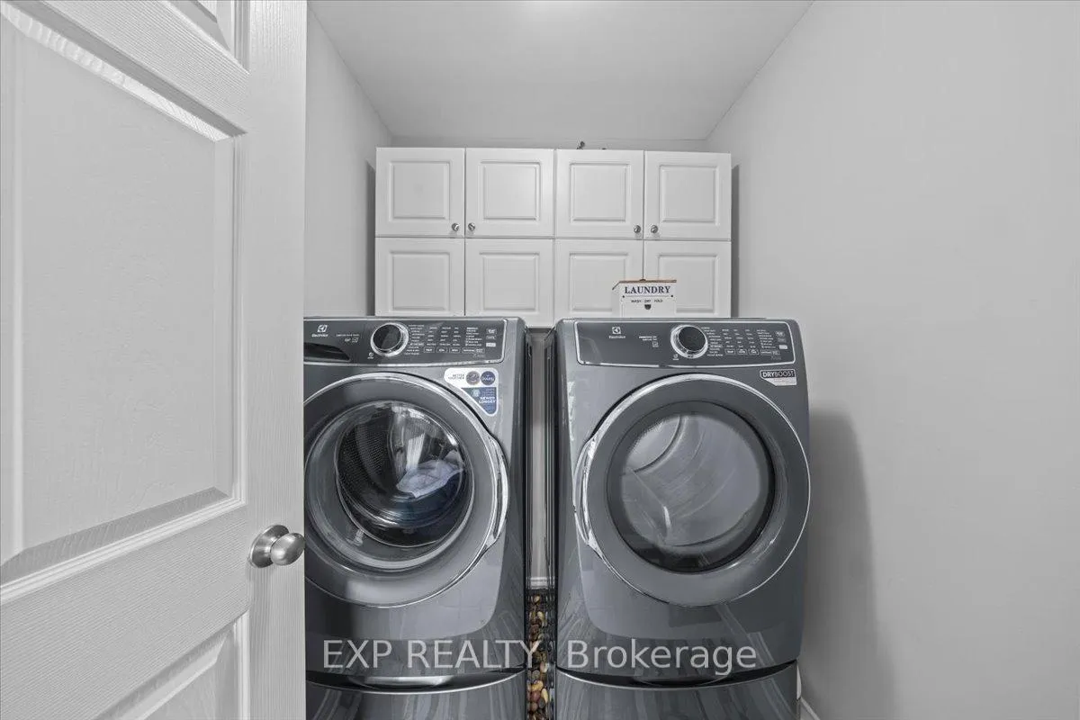 Photo 31 of 589 Pepperville Crescent, Ottawa, Kanata - Emerald Meadows/Trailwest — HOMEH
