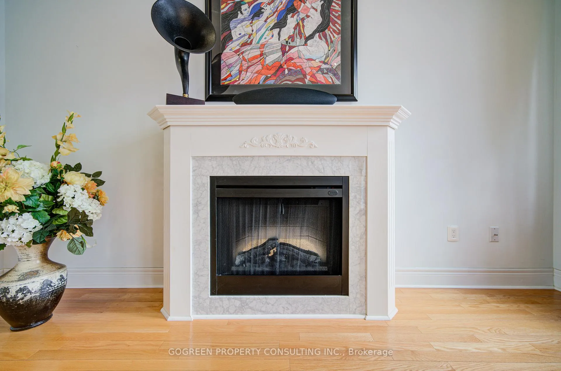 Photo 8 of 20 Bonnycastle Road, Markham, Unionville — HOMEH