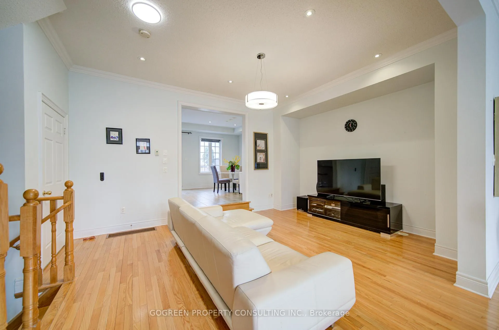 Photo 13 of 20 Bonnycastle Road, Markham, Unionville — HOMEH