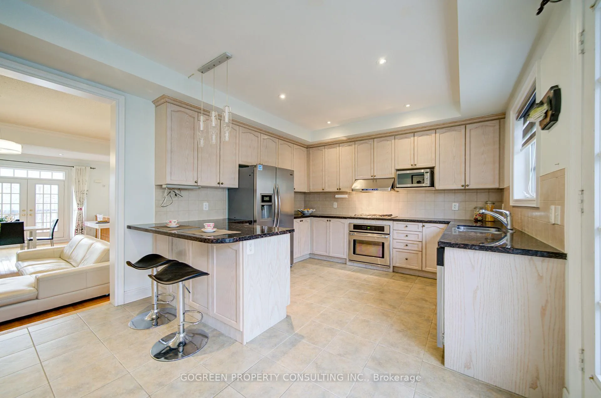 Photo 14 of 20 Bonnycastle Road, Markham, Unionville — HOMEH