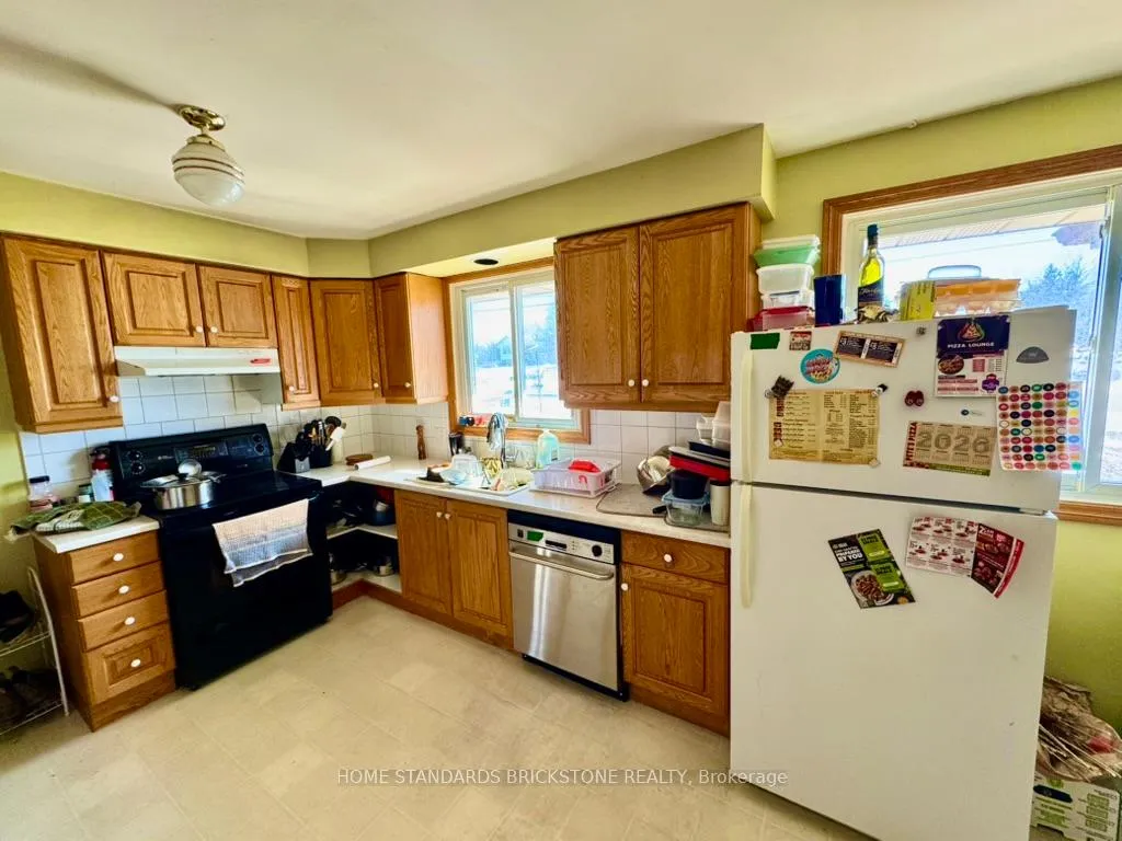 Photo 8 of 168 St Davids Road, St. Catharines, Burleigh Hill — HOMEH