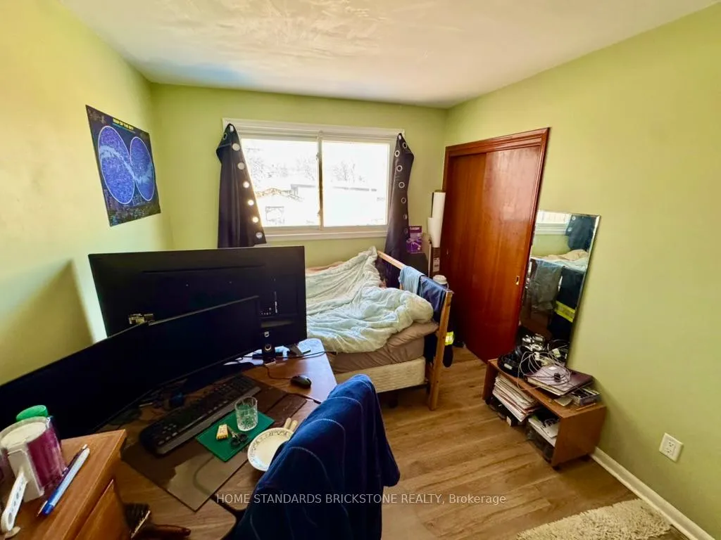 Photo 12 of 168 St Davids Road, St. Catharines, Burleigh Hill — HOMEH