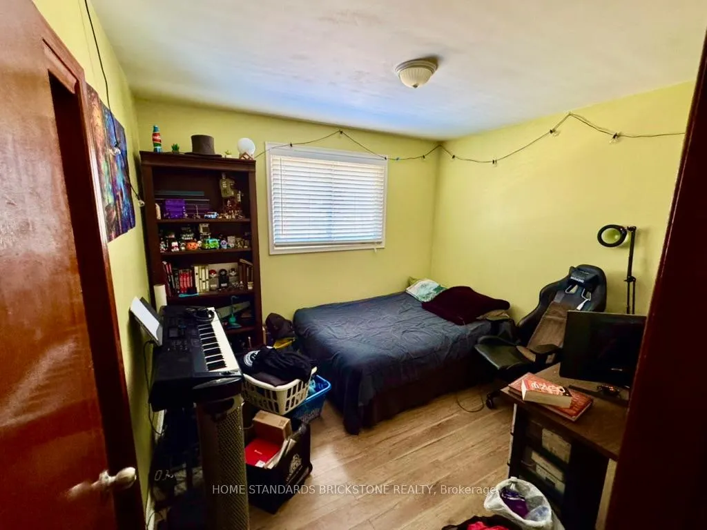 Photo 15 of 168 St Davids Road, St. Catharines, Burleigh Hill — HOMEH