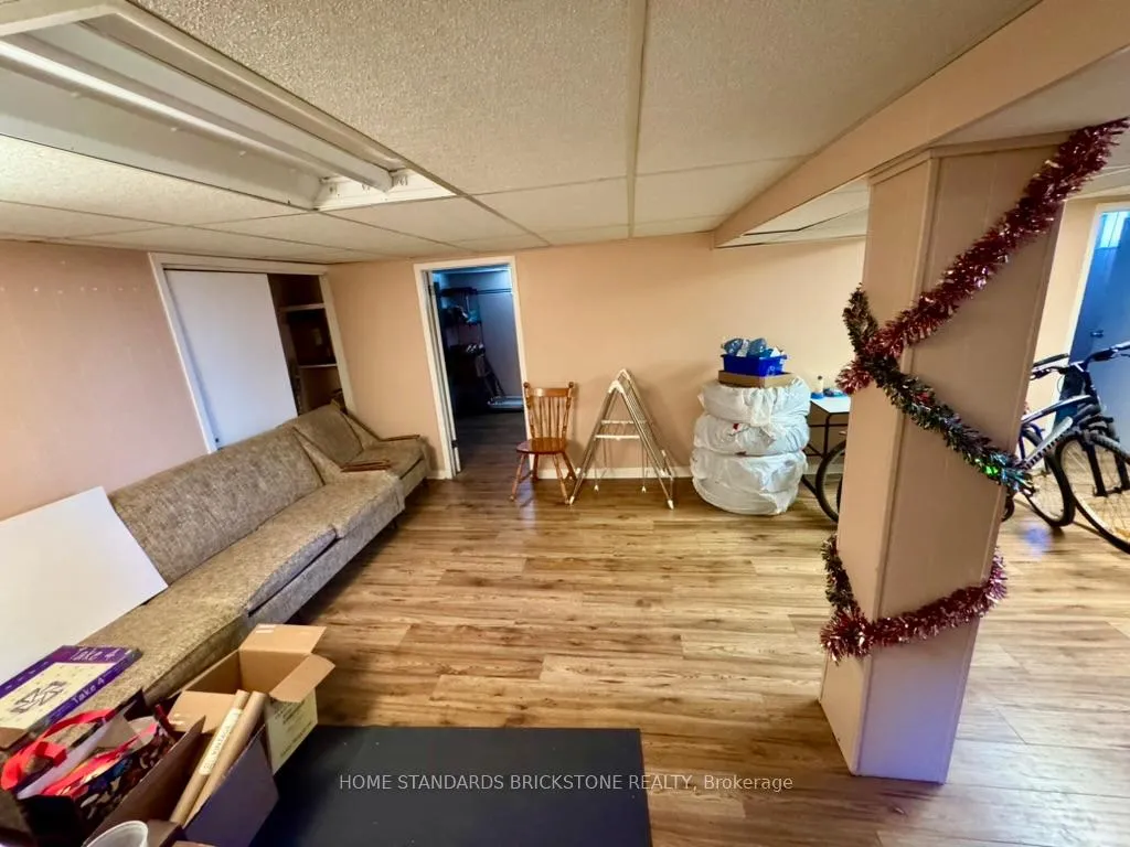Photo 27 of 168 St Davids Road, St. Catharines, Burleigh Hill — HOMEH