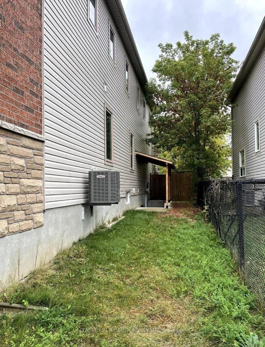 Photo 2 of 60 Sasco Way, Essa, Angus — HOMEH