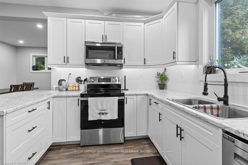 Photo 16 of 757 Anderson Drive, Huron East, Brussels — HOMEH