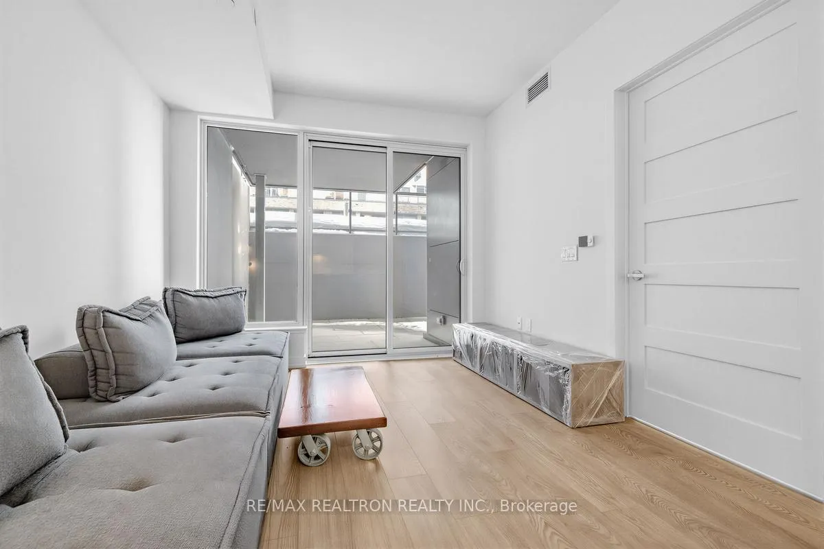 Front of Unit G2, 333 Sunseeker Avenue