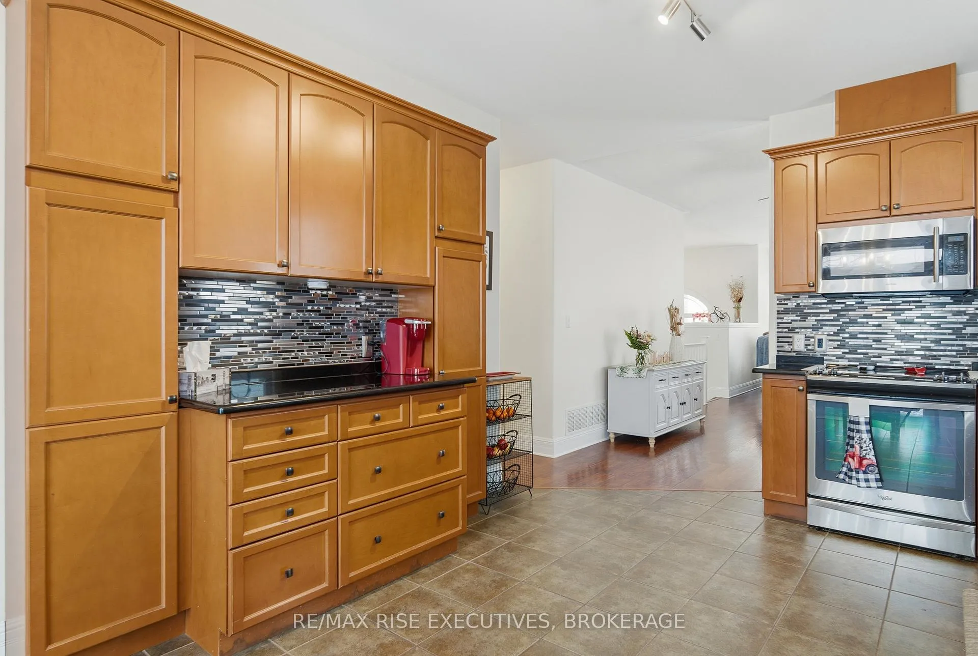 Photo 17 of 1480 Hanover Drive, Kingston, City Northwest — HOMEH