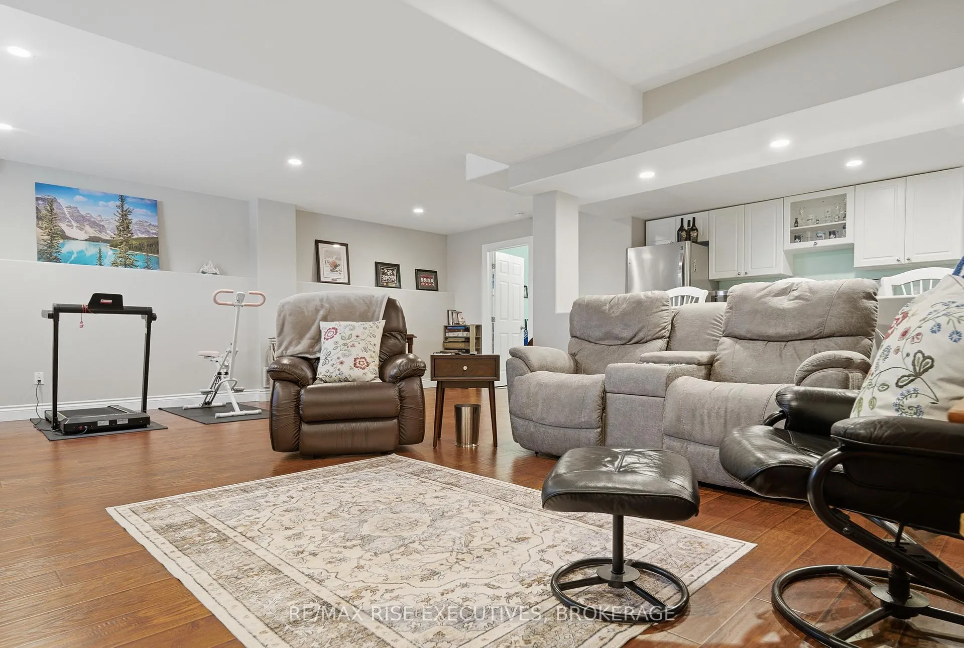 Photo 36 of 1480 Hanover Drive, Kingston, City Northwest — HOMEH