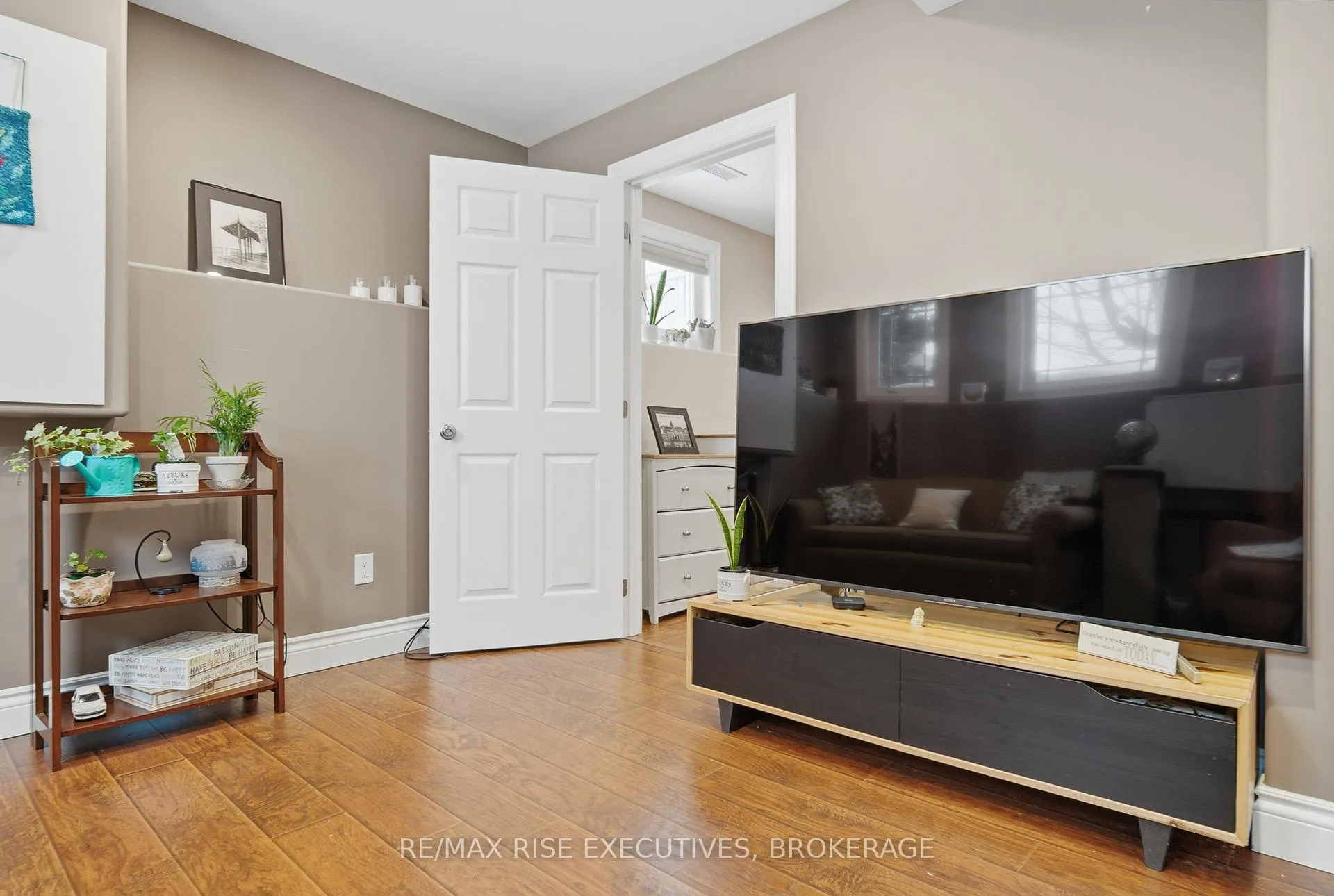 Photo 39 of 1480 Hanover Drive, Kingston, City Northwest — HOMEH