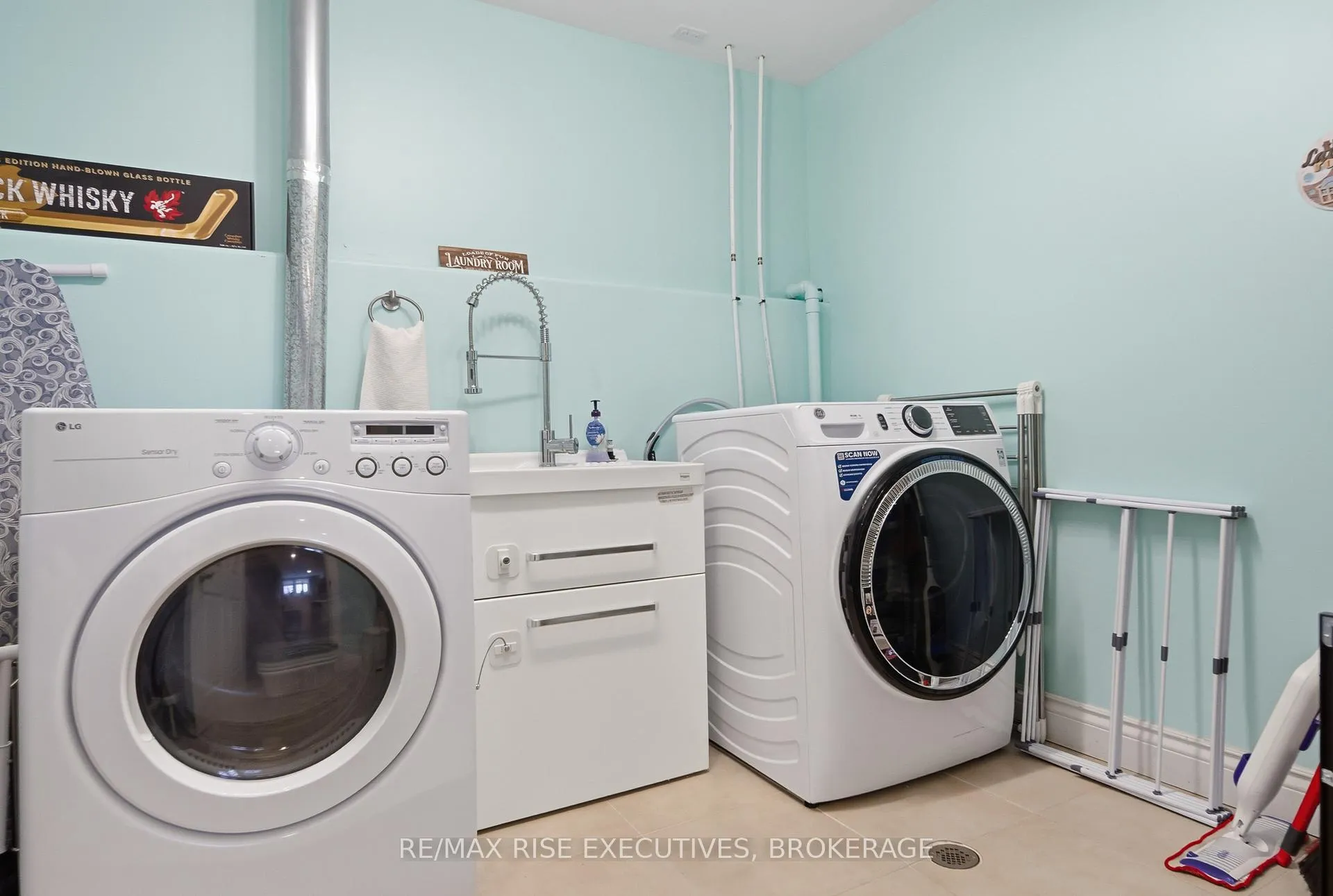 Photo 43 of 1480 Hanover Drive, Kingston, City Northwest — HOMEH