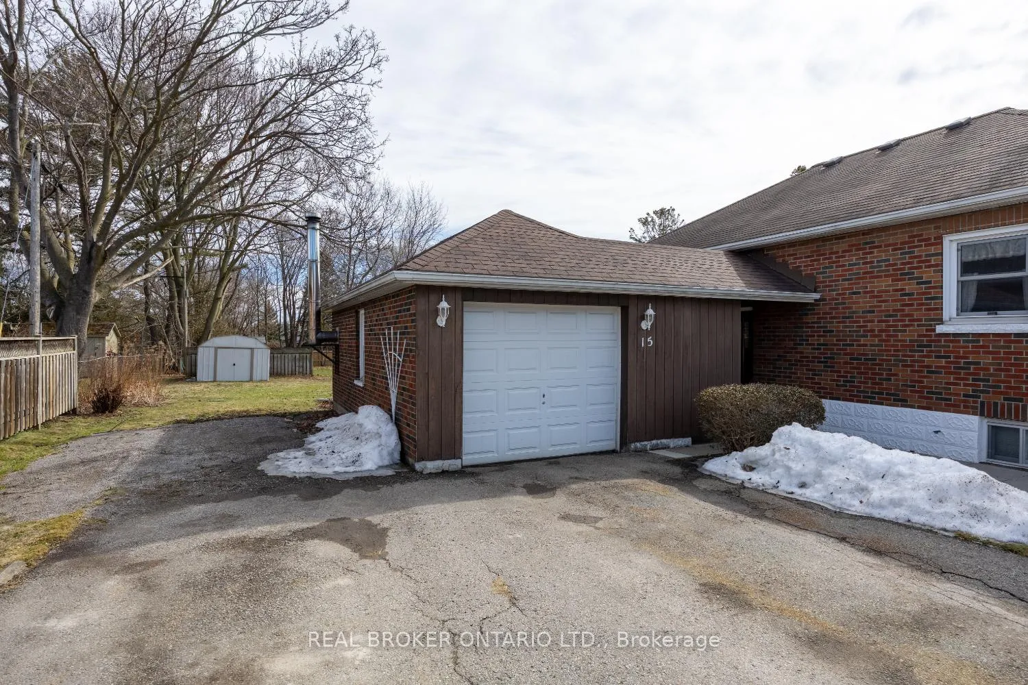 Photo 5 of 15 Durham Street, Clarington, Bowmanville — HOMEH