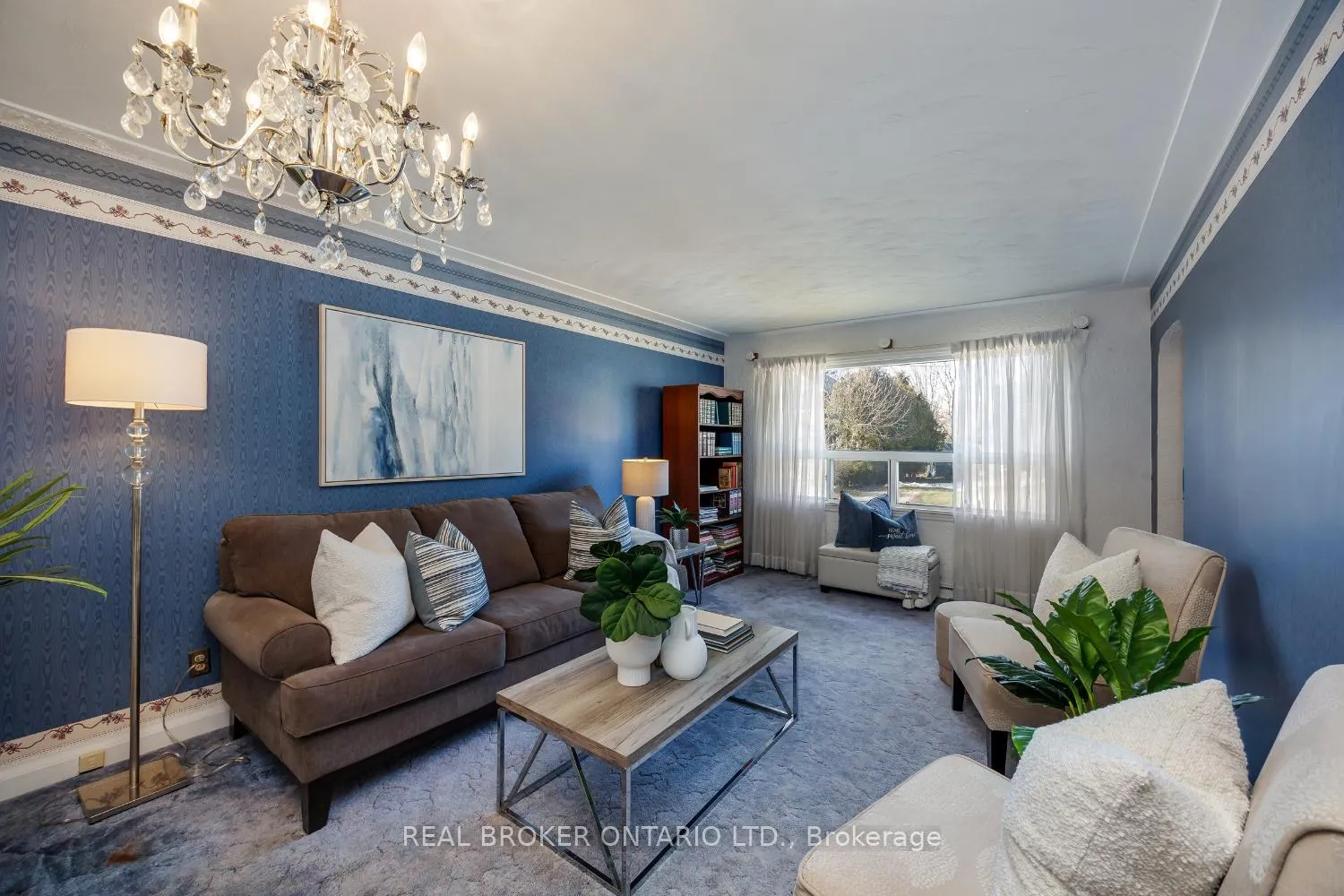 Photo 8 of 15 Durham Street, Clarington, Bowmanville — HOMEH