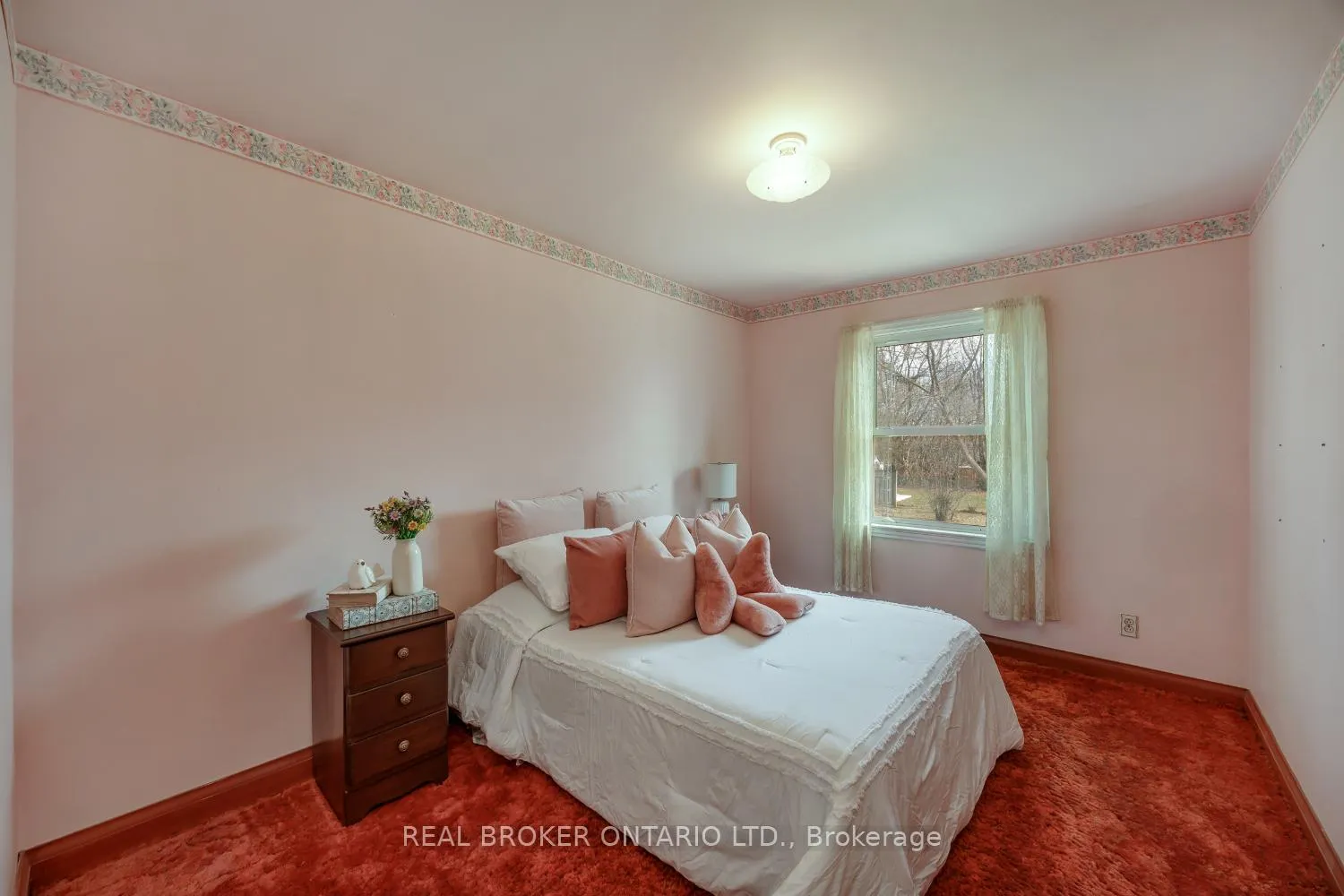 Photo 16 of 15 Durham Street, Clarington, Bowmanville — HOMEH