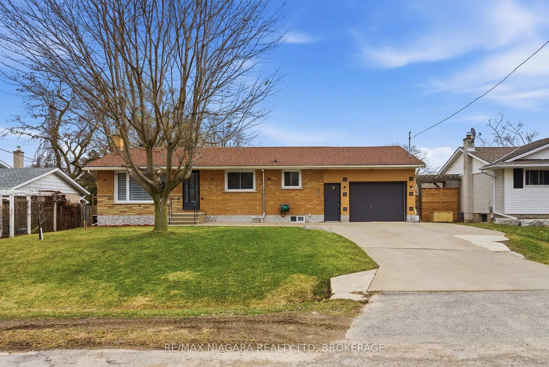 Photo 1 of 4183 Glenwood Drive, Lincoln, Beamsville — HOMEH