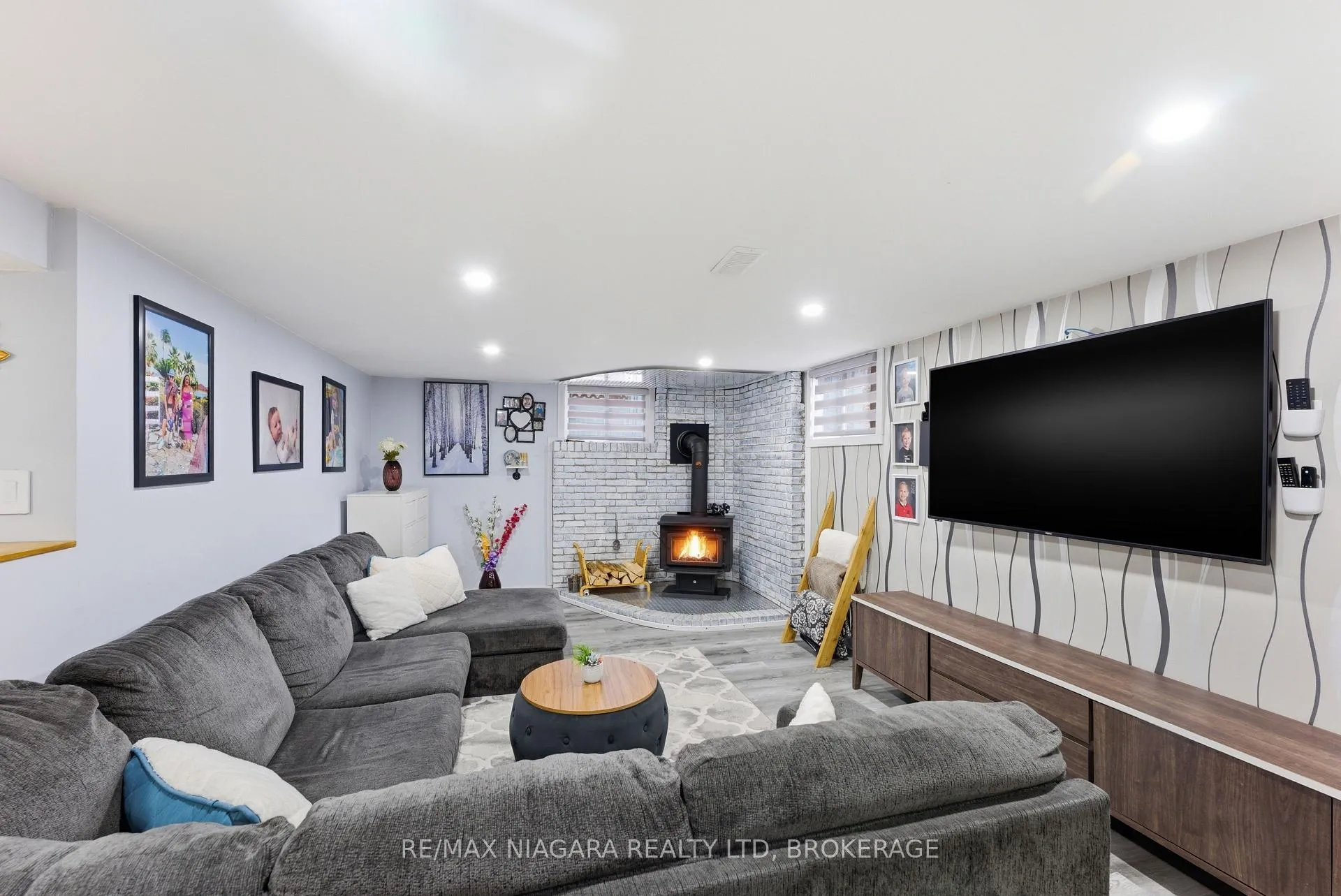 Photo 6 of 4183 Glenwood Drive, Lincoln, Beamsville — HOMEH