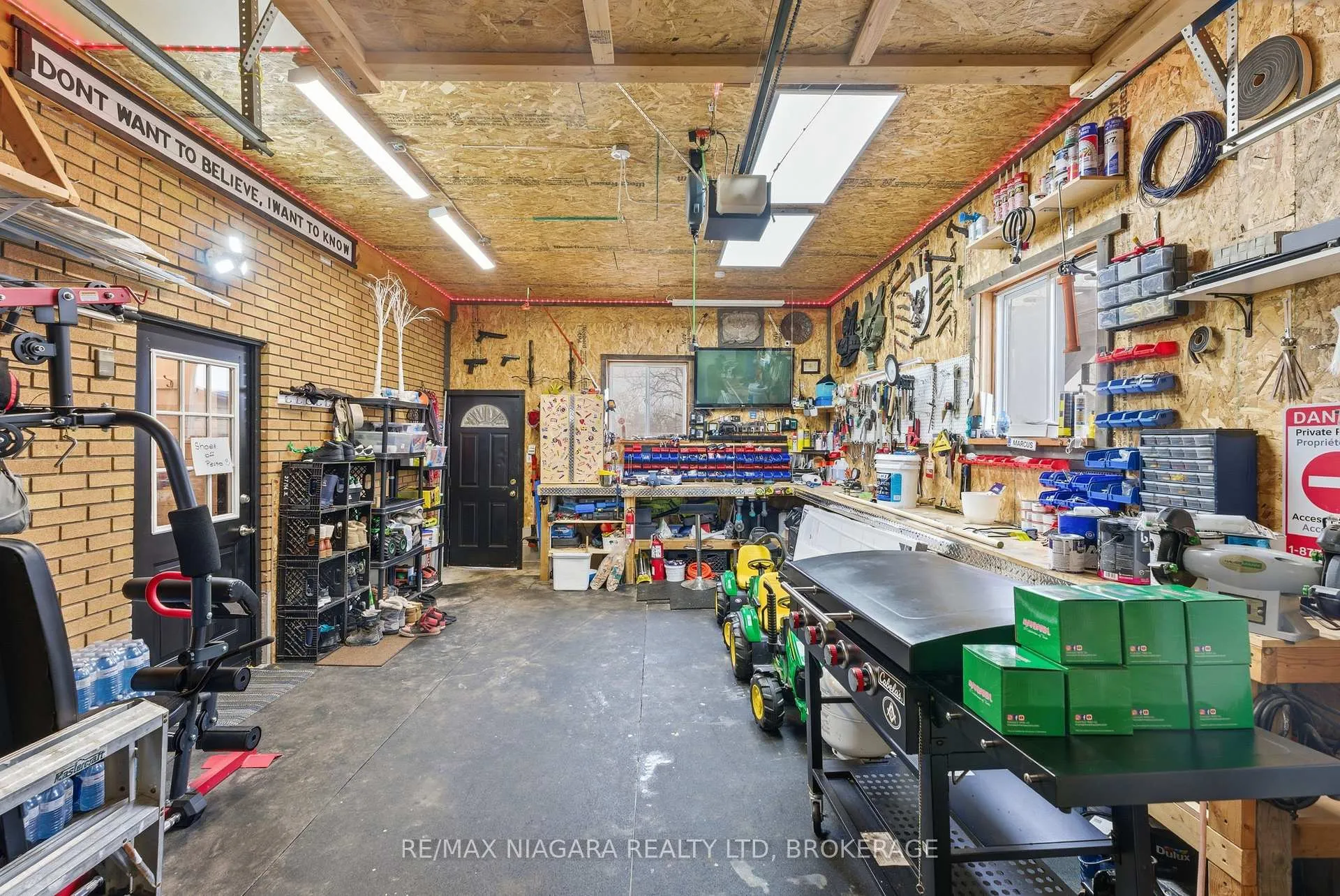 Photo 26 of 4183 Glenwood Drive, Lincoln, Beamsville — HOMEH
