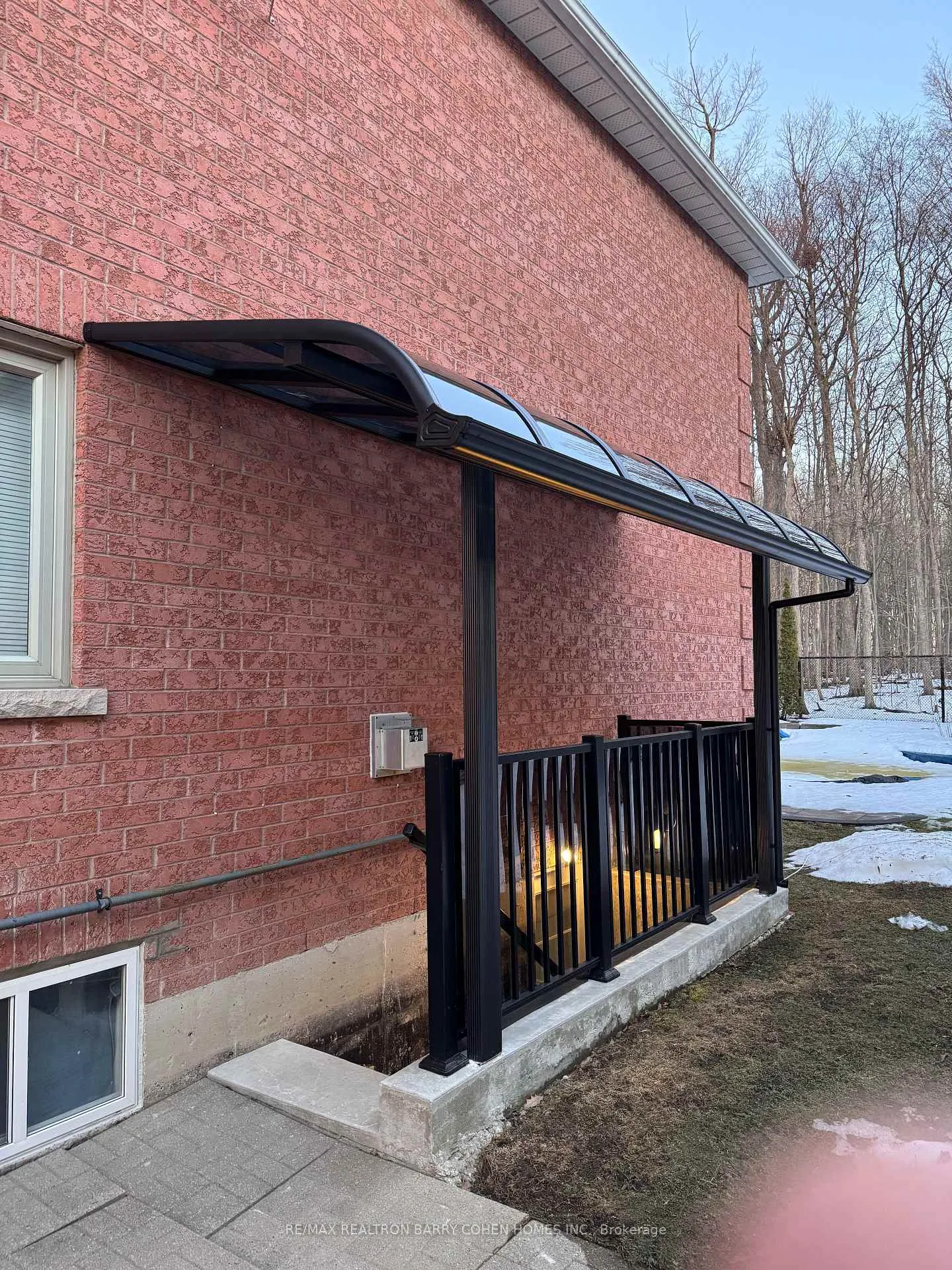 Photo 2 of Unit Basement, 493 Worth Boulevard, Vaughan, Beverley Glen — HOMEH