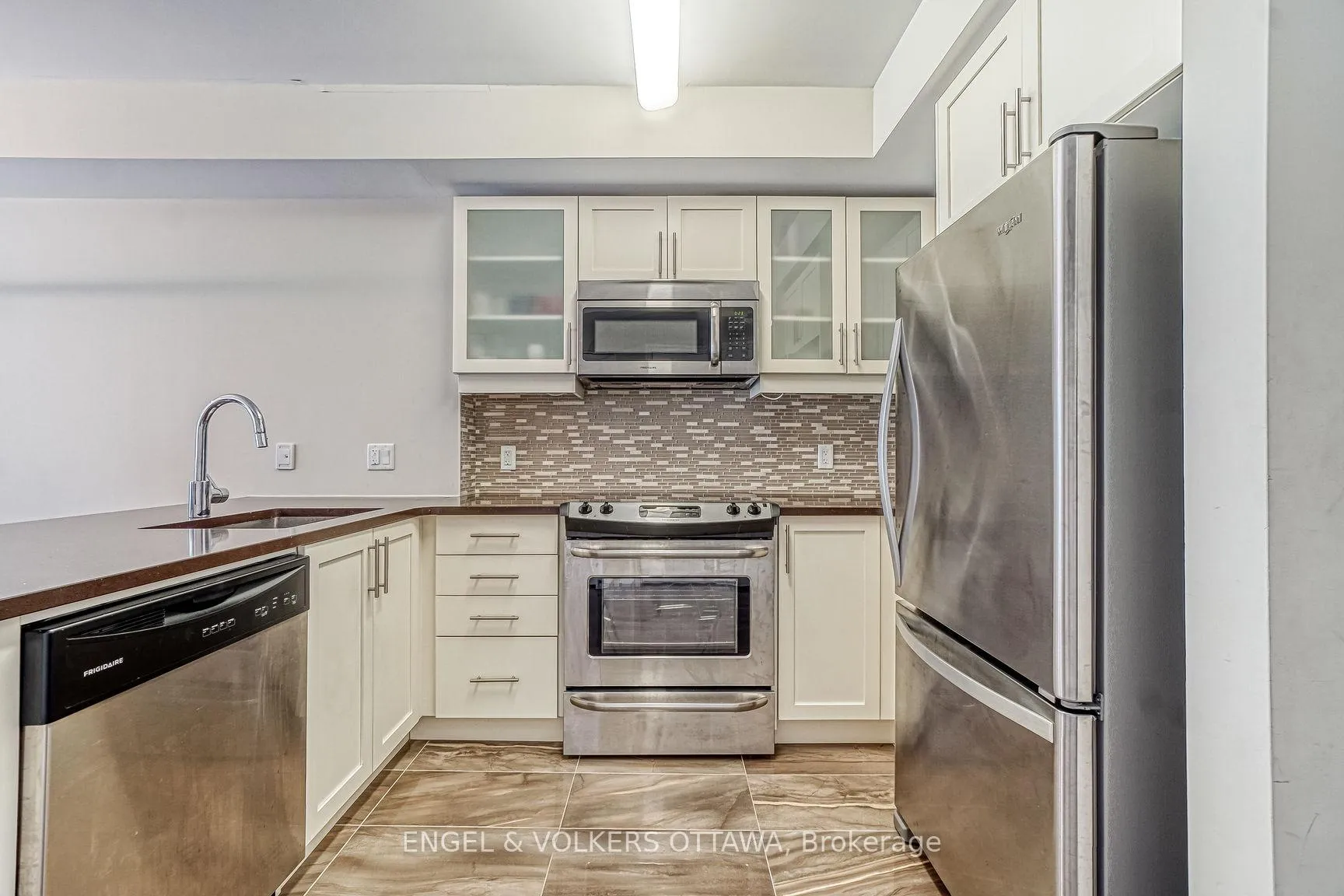 Photo 9 of Unit 804, 195 Besserer Street, Ottawa, Sandy Hill — HOMEH