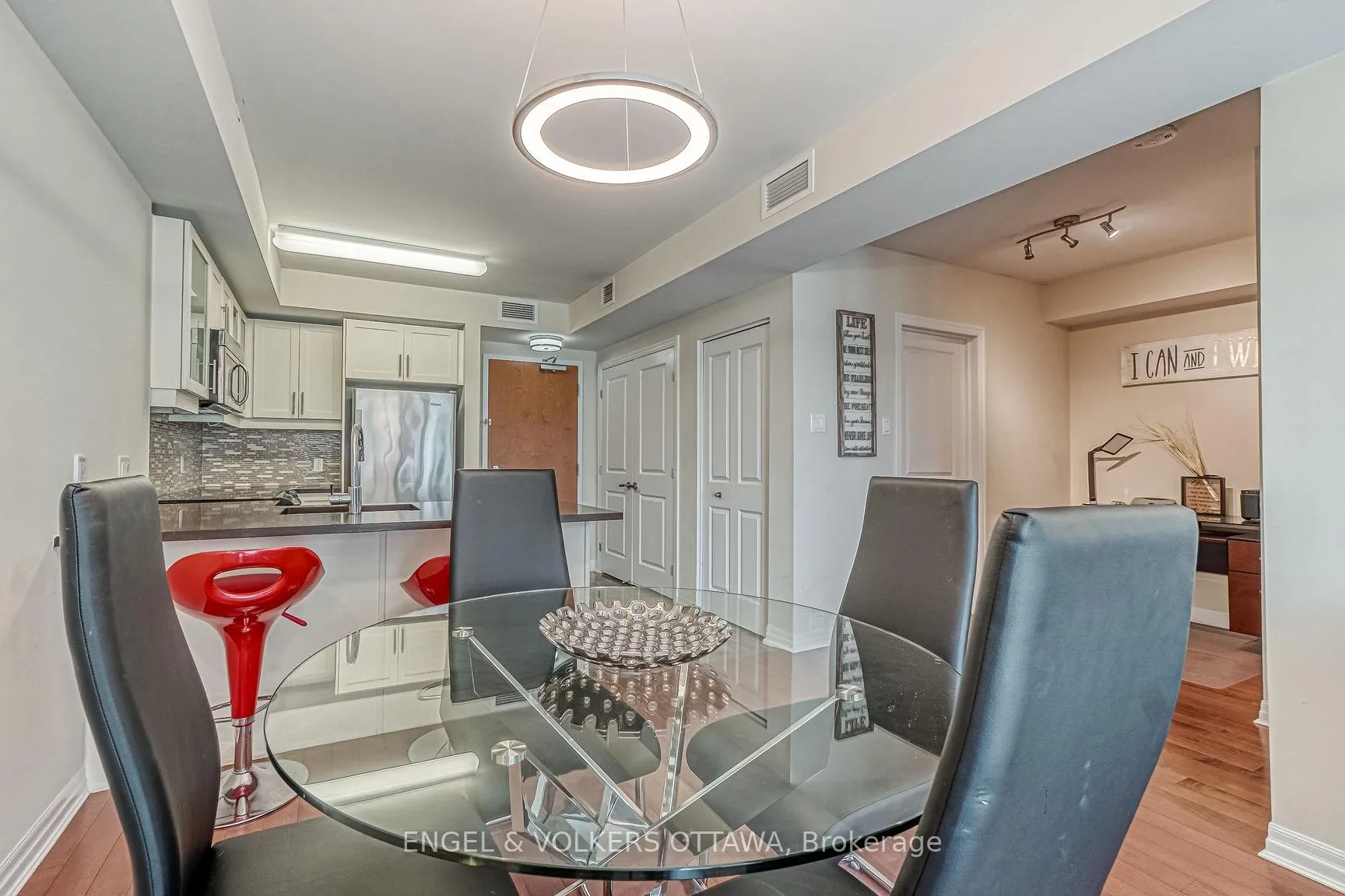 Photo 11 of Unit 804, 195 Besserer Street, Ottawa, Sandy Hill — HOMEH
